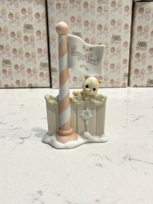 Precious Moments Sugar Town Flagpole Figure #184136