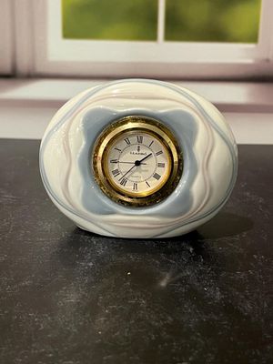 Lladro Avila Clock #5653 Lladro Avila Clock #5653