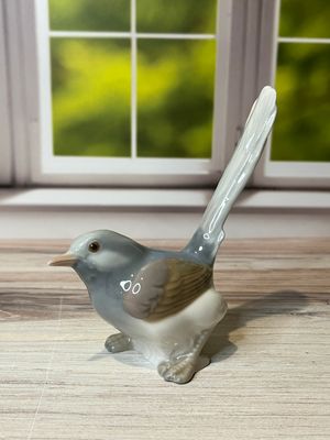 Lladro Bird II #1054