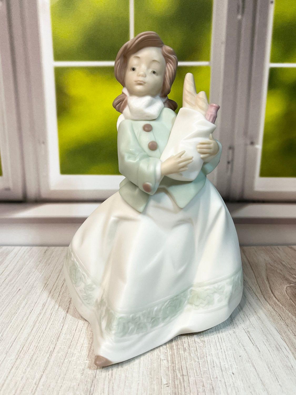 Lladro Golden Memories Fresh from Bakery