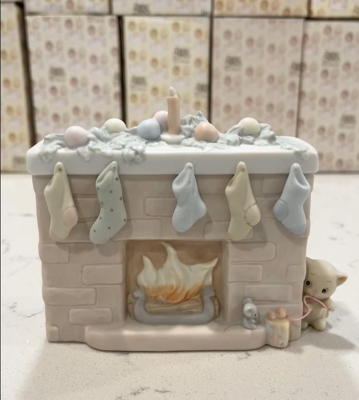 Precious Moments Christmas Fireplace #524883