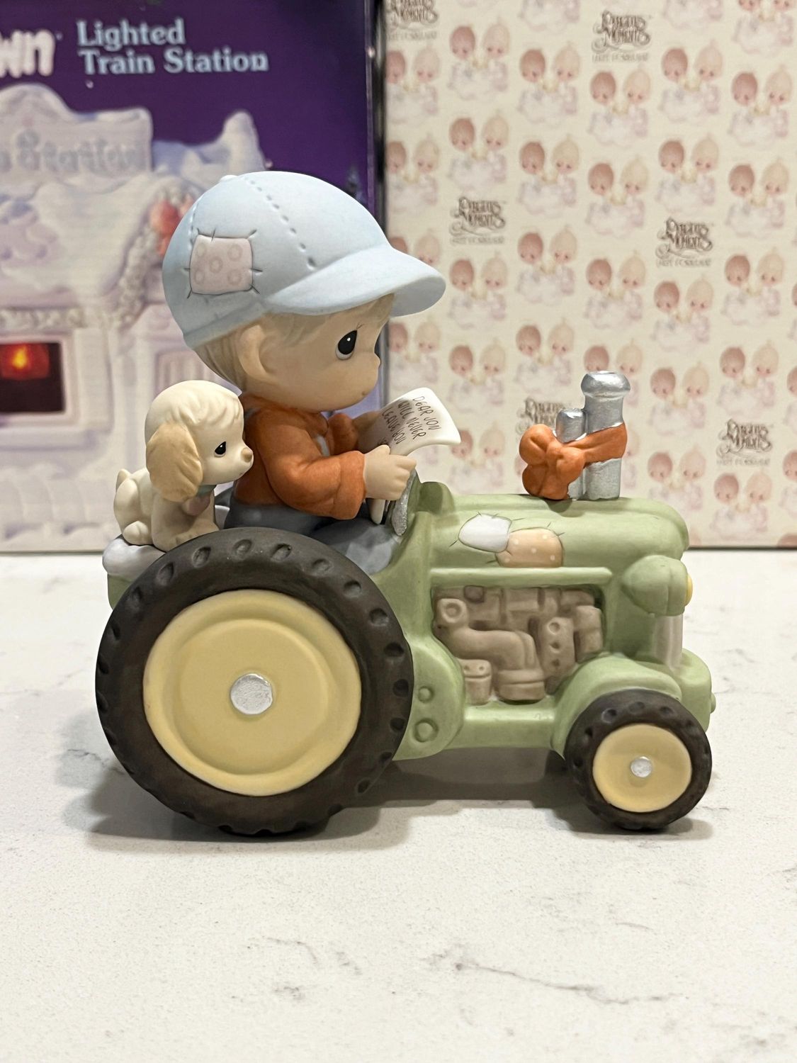 Precious Moments Dear Jon, I Will Never Leave You. Jesus #588091 Country Lane Figure