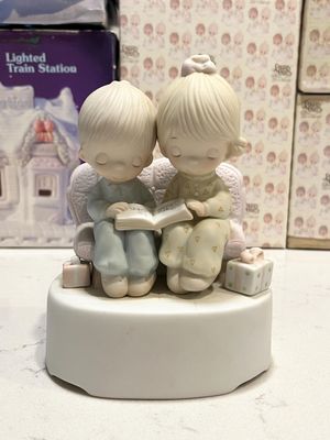 Precious Moments Unto Us a Child is Born #E2808