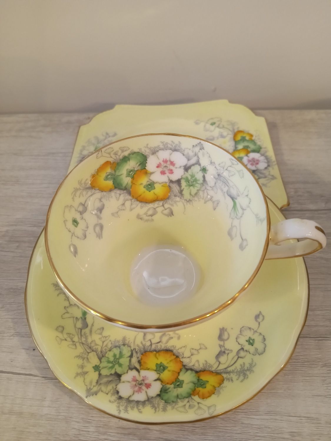 Aynsley 3-Piece Yellow Pattern Tea Set