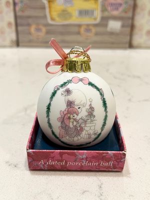 Precious Moments 1991 Tell Me the Story of Jesus Ball Ornament