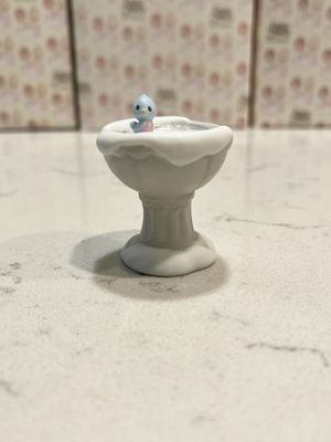 Precious Moments Sugar Town Bird Bath Figurine #150223