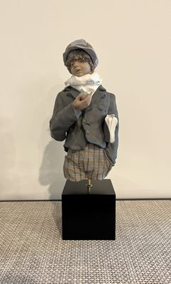 Lladro Goyesca Apple Seller #1752 Limited Edition