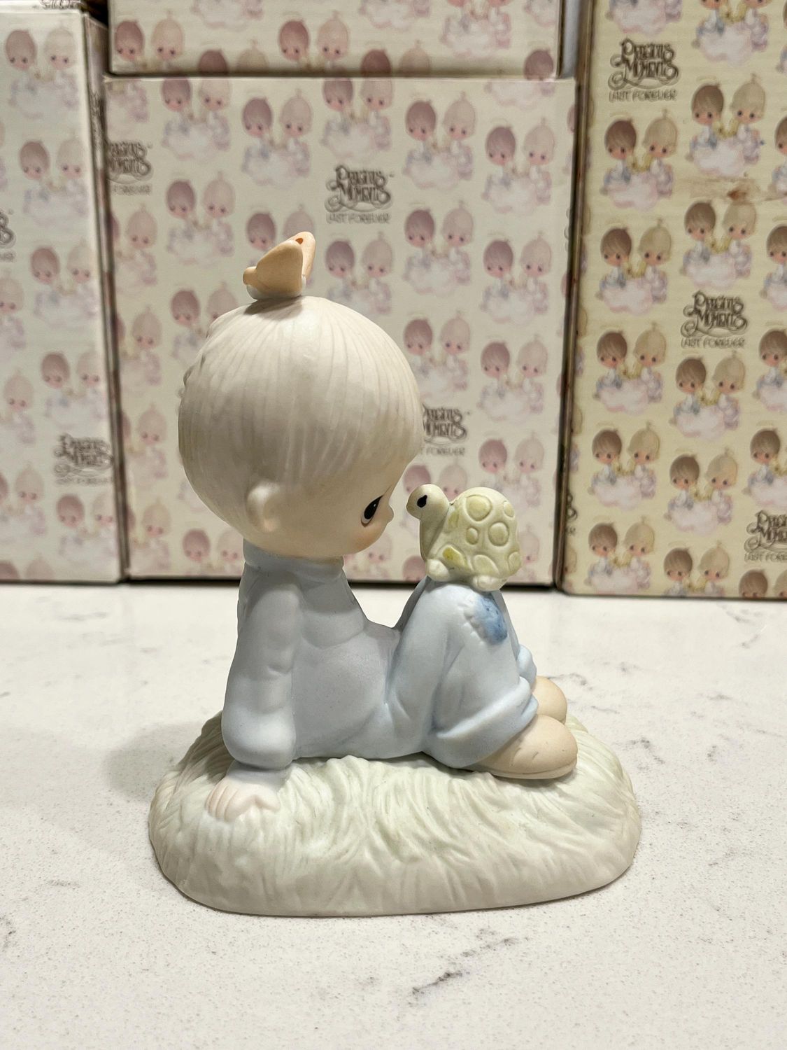 Precious Moments Love is Kind #E1379/A *Original 21*