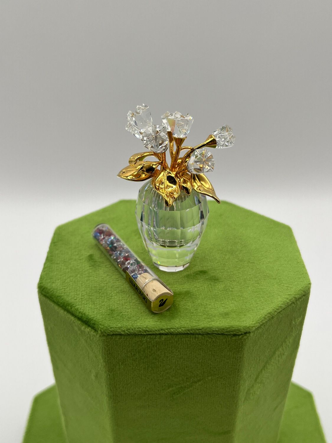 Swarovski Flacon Rose Vase #9448-05 w/crystals