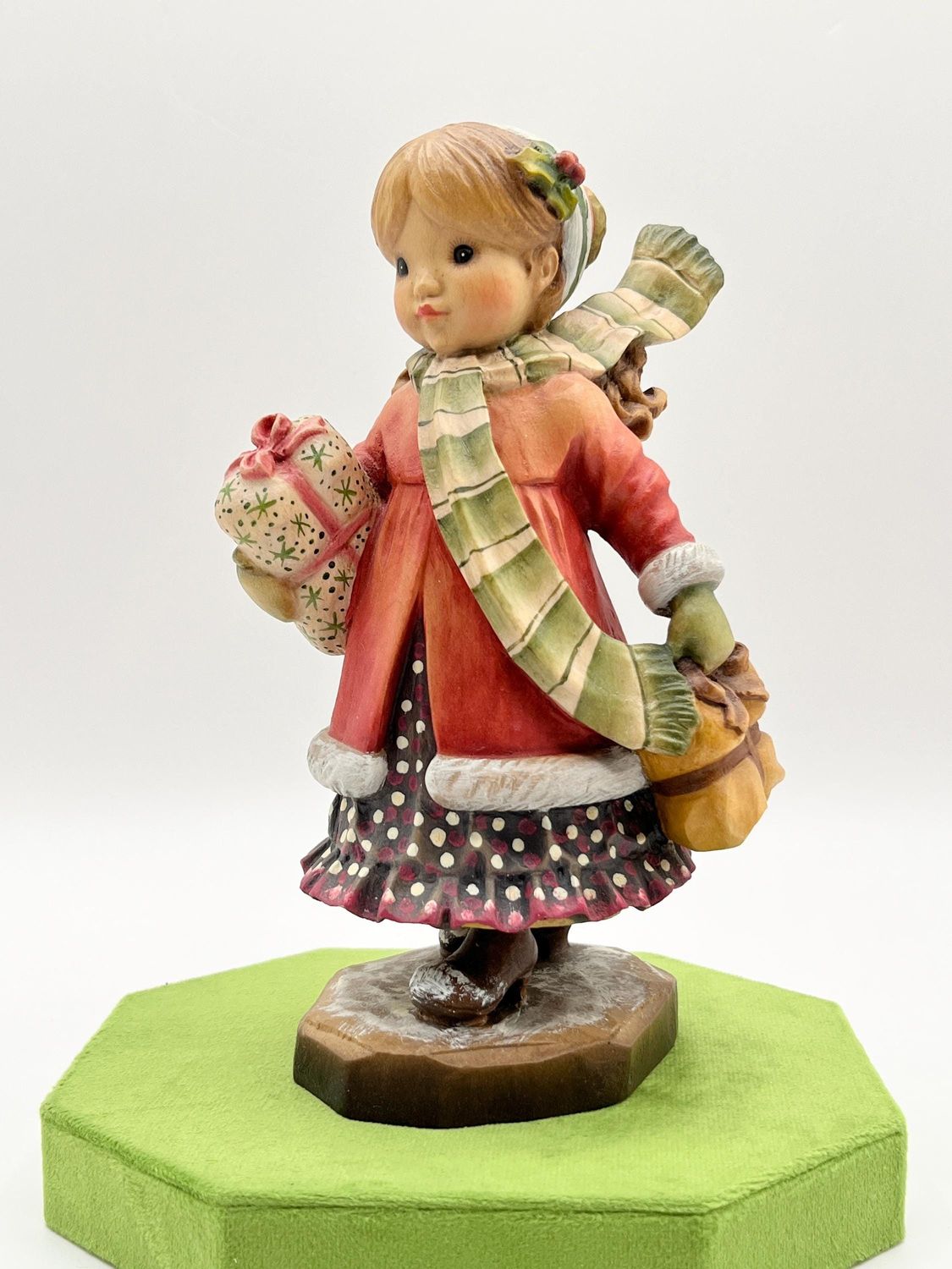 Anri Winter Surprise 6&quot; Limited Edition #402/1000