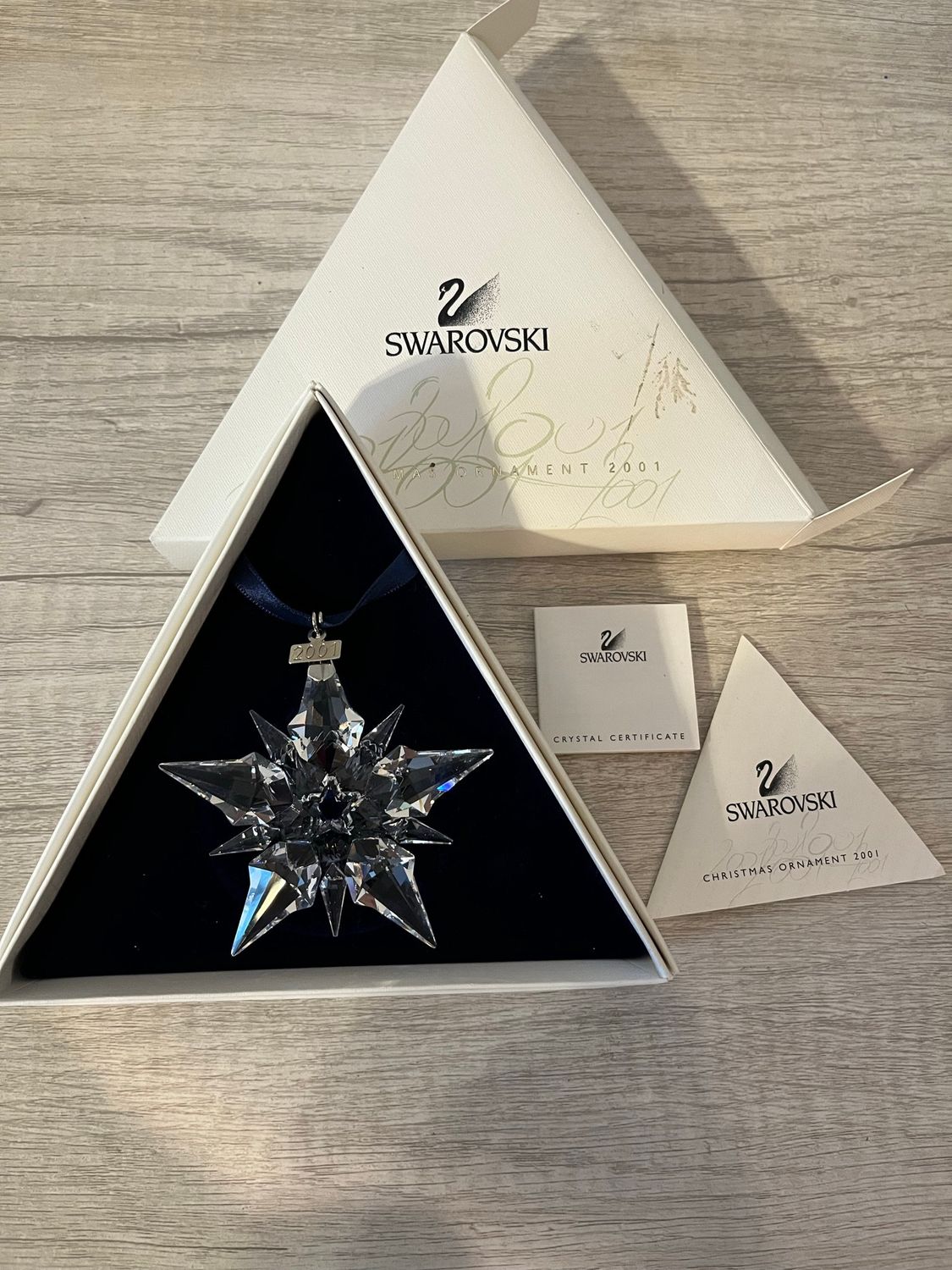 Swarovski 2001 Clear Christmas Ornament #267941