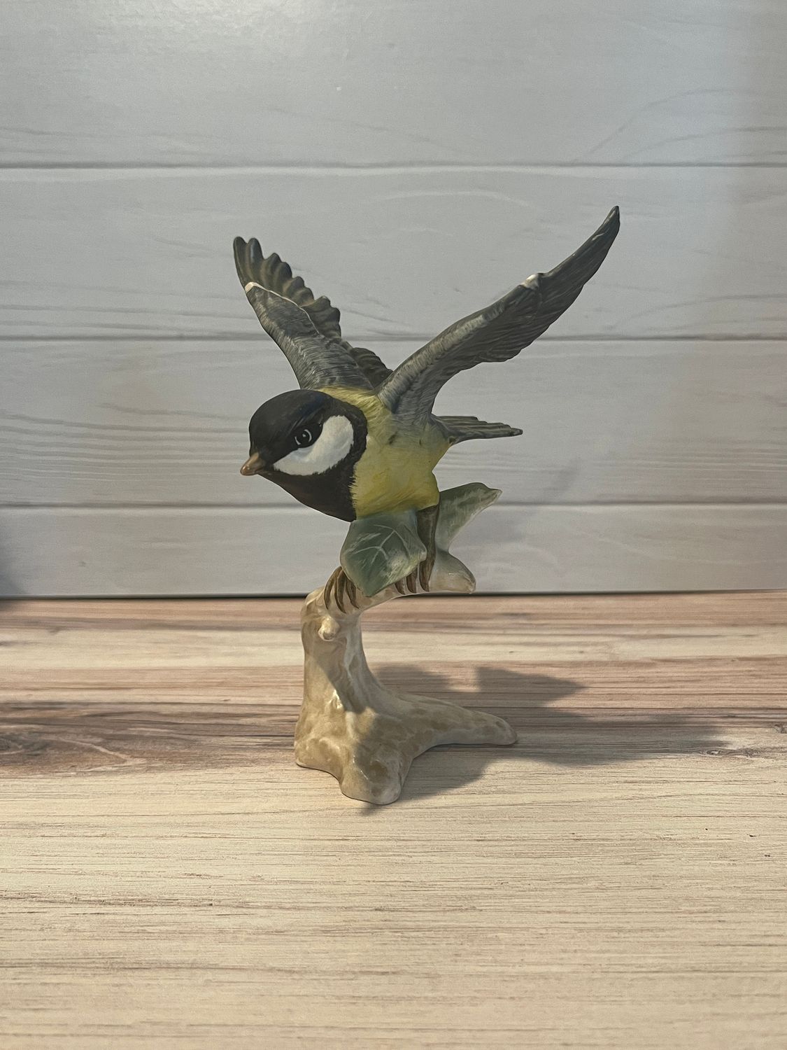 Hummel Goebel Great Titmouse Figure Lan 2 1966