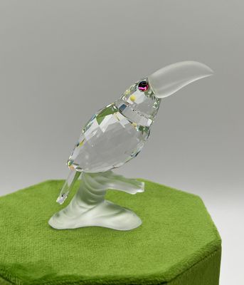 Swarovski Toucan Up in Trees #119441 Swarovski Toucan Up in Trees #119441