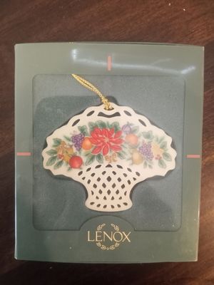 Lenox Christmas Ornament "Flower Basket"