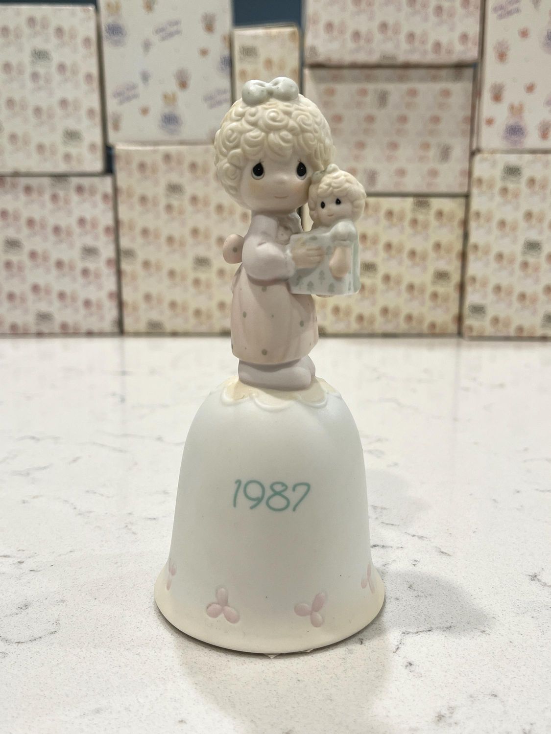 Precious Moments Love is the Greatest Gift of All 1987 Bell 109835 Precious Moments Love is the Greatest Gift of All 1987 Bell 109835