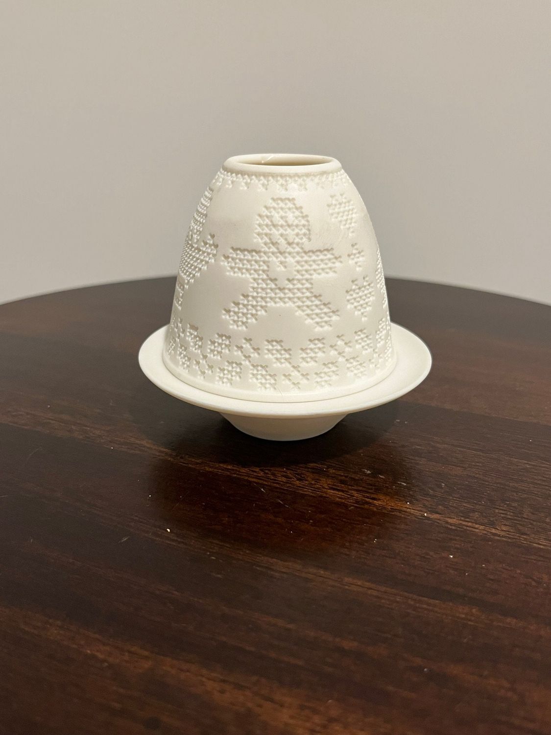 Lladro Cross Stitch Lithophane #7347