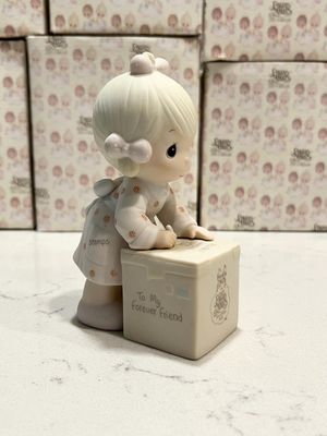 Precious Moments Sharing is Universal #E0007