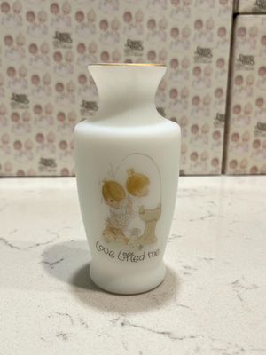 Precious Moments Love Lifted Me 4" Bud Vase