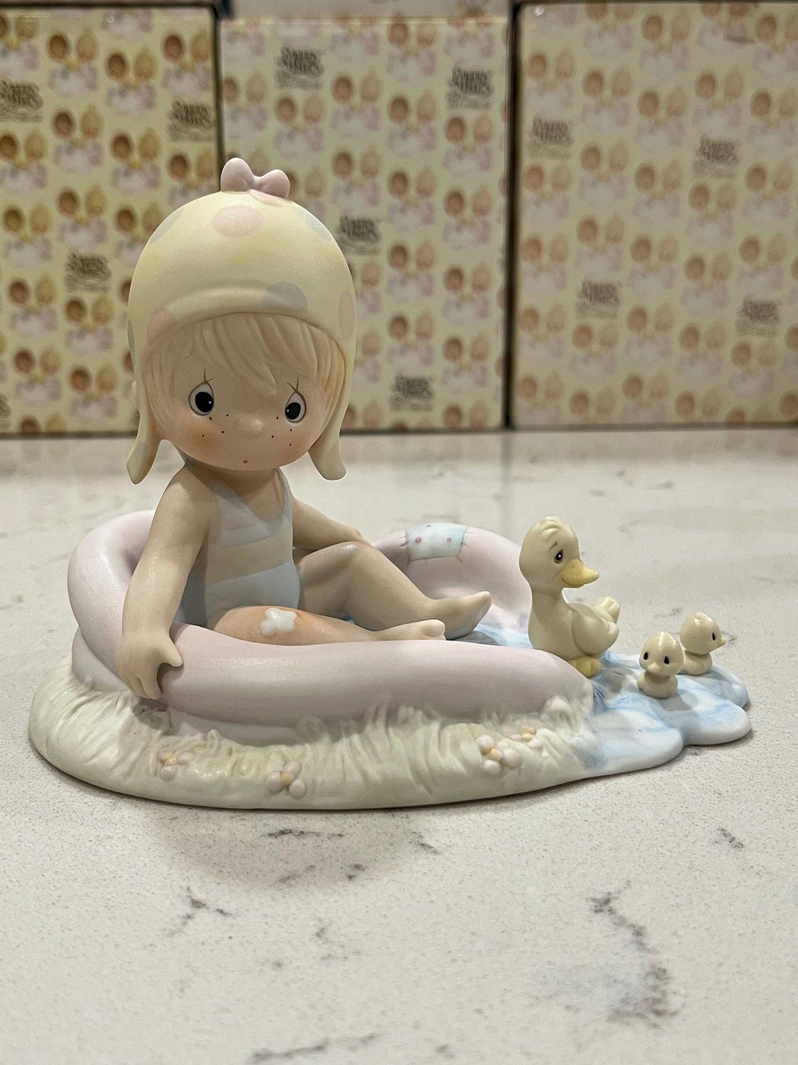 Precious Moments Monthly Series August 110078