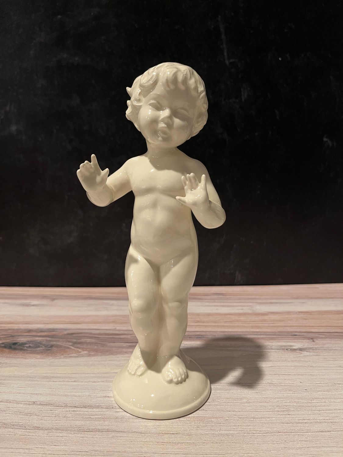 Hummel Goebel White Male Figure #18A TMK3