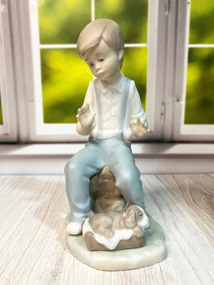 Lladro Golden Memories Sleepy One