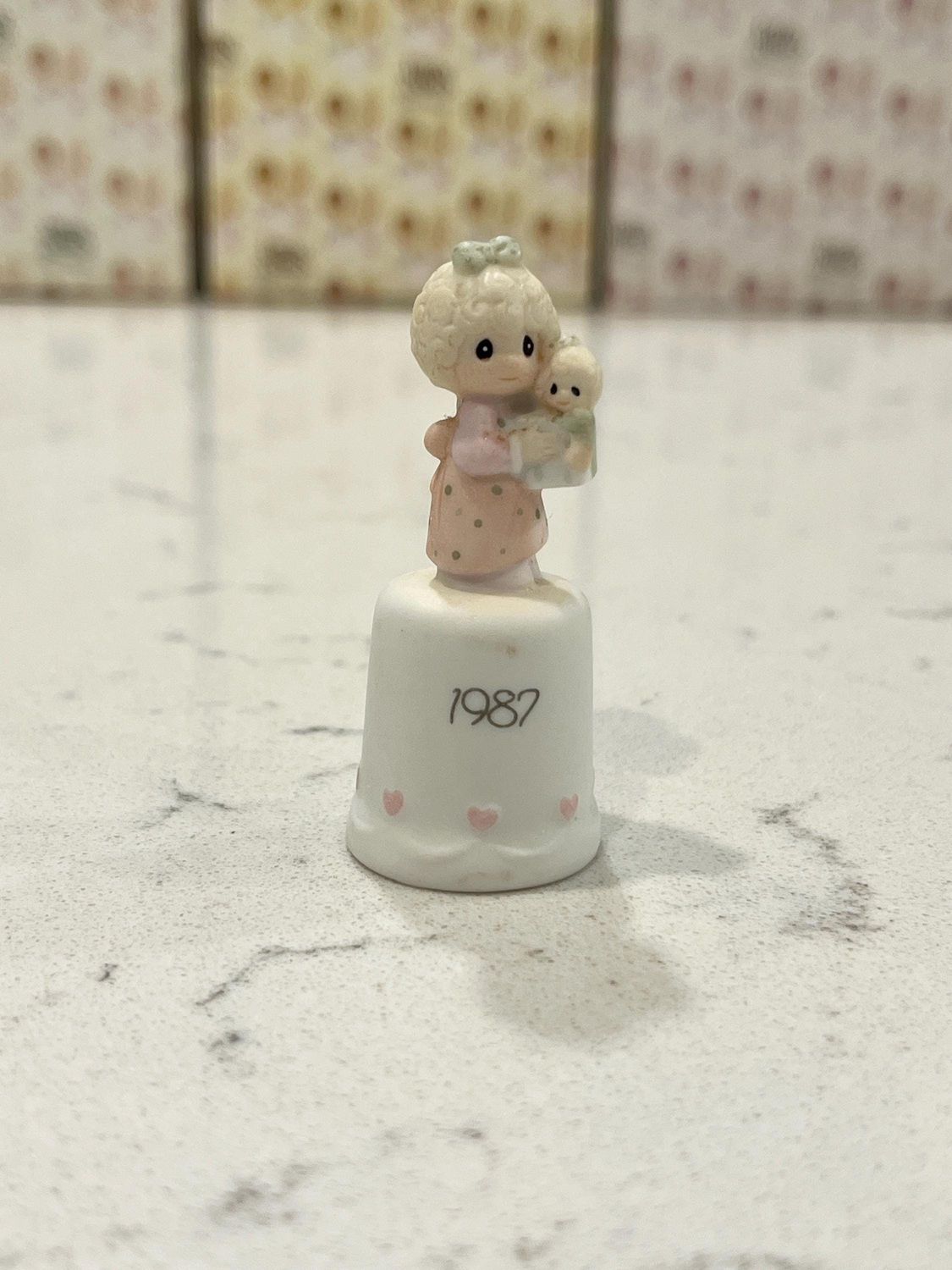 Precious Moments Love is the Best Gift of All 1987 Issue Thimble #109843