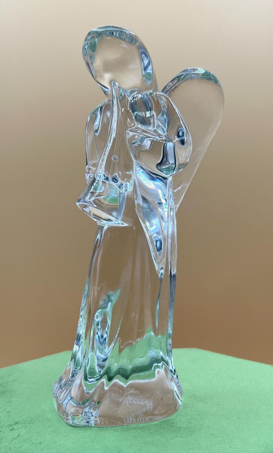 Baccarat Crystal Angel with Horn #1762575 6&quot;