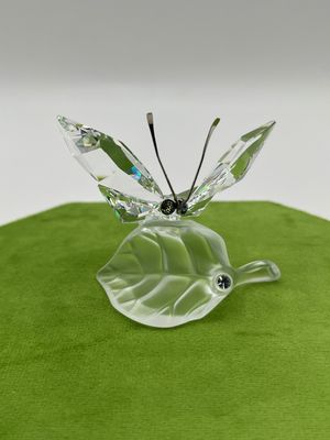 Swarovski Butterfly on Leaf #182920 Swarovski Butterfly on Leaf #182920