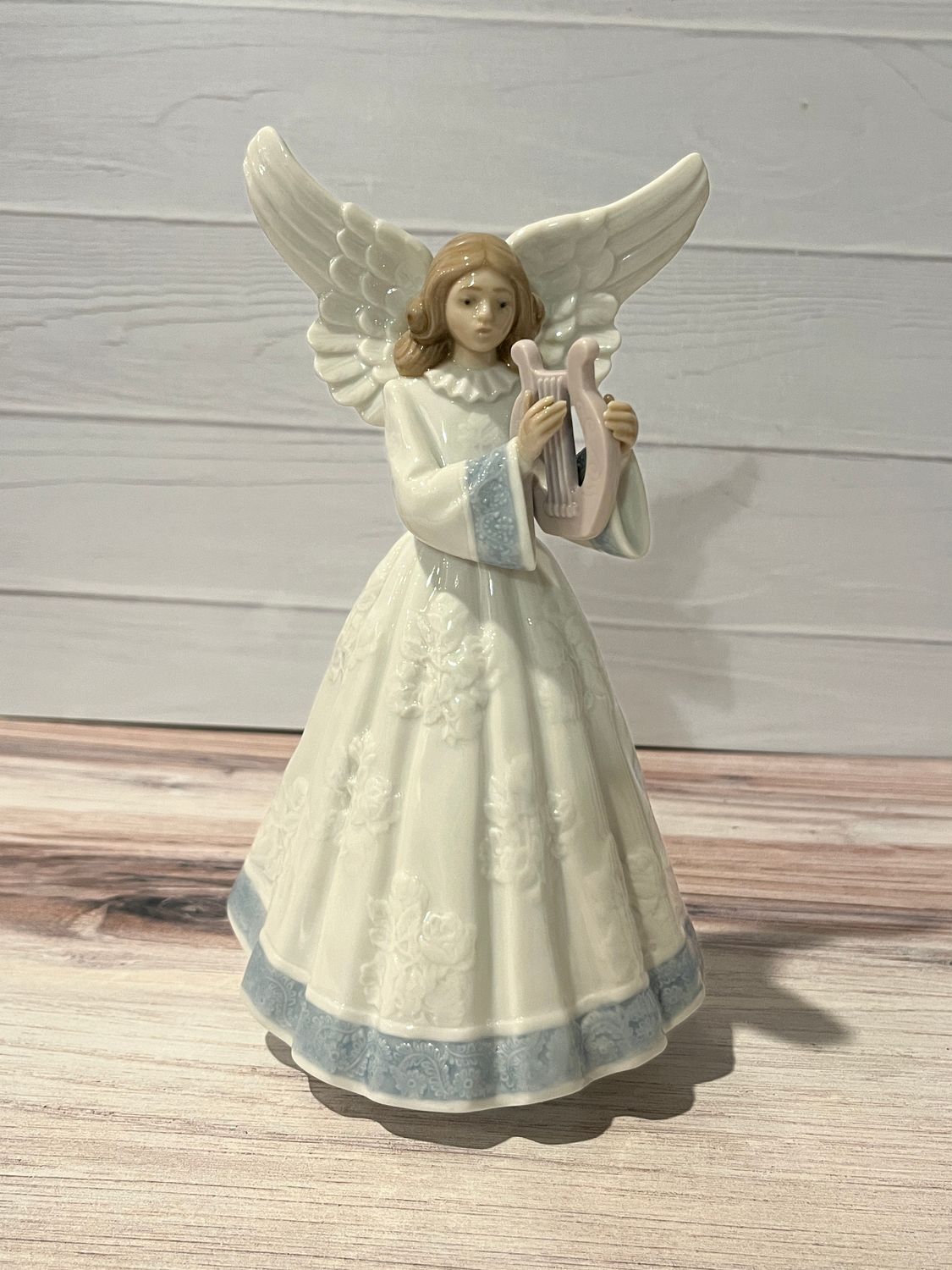 Heavenly Harpist