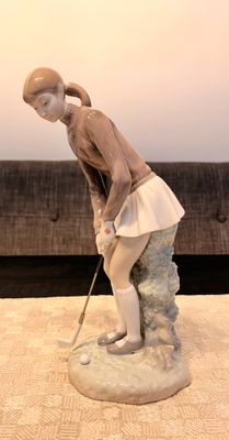 Lladro Female Golfer Lladro Female Golfer