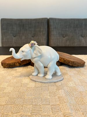 Lladro Lucky Strolling