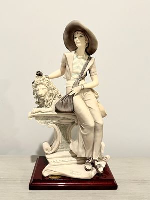 Guiseppe Armani Roberta