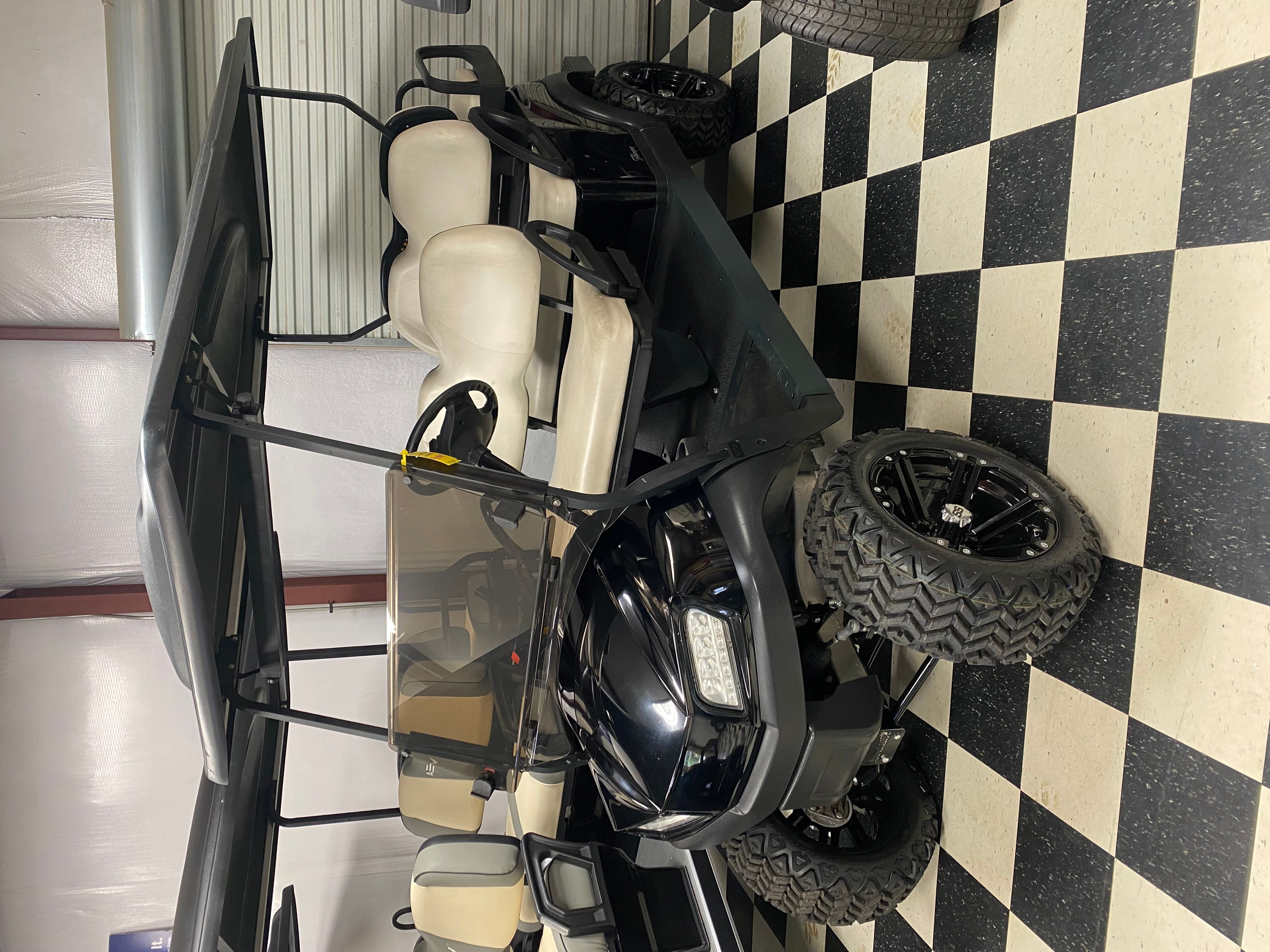 2023 CLUB CAR LIMO 6 PASSENGER