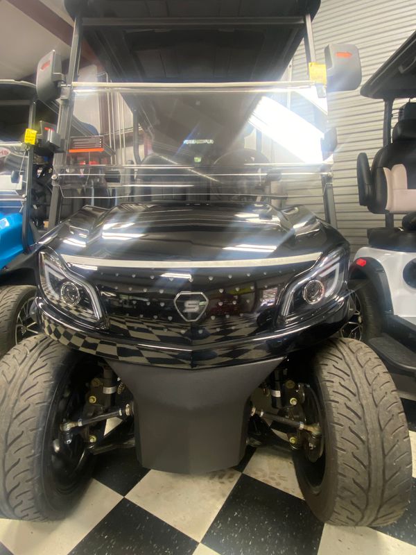 2025 BLACK SOLANA XA - STREET LEGAL 72V