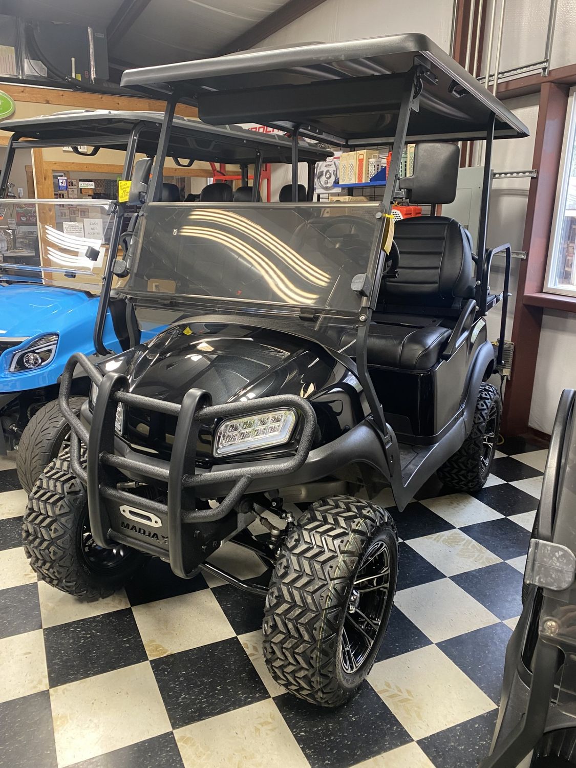 ALREADY  SOLD TO A NEW FAMILY!!!! CUSTOM BUILD!! READY FOR DELIVERY!! 2022 CLUB CAR!! LITHIUM!!
