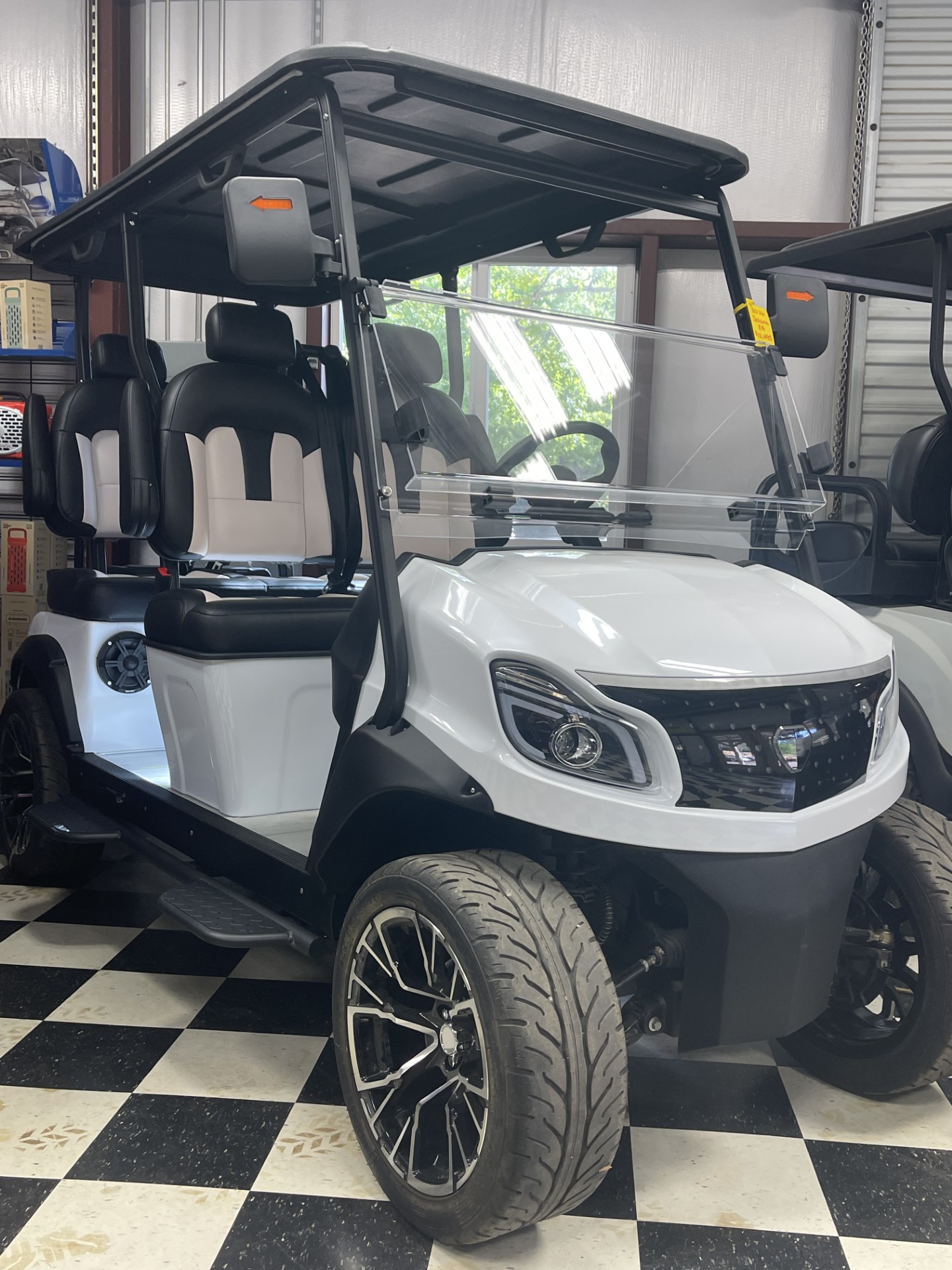 BRAND NEW 2026 SOLANA XA!!! 72V LITHIUM AND ALL OF THE BELLS & WHISTLES!!! COULDN'T ASK FOR MORE, THIS CART HAS IT ALL!