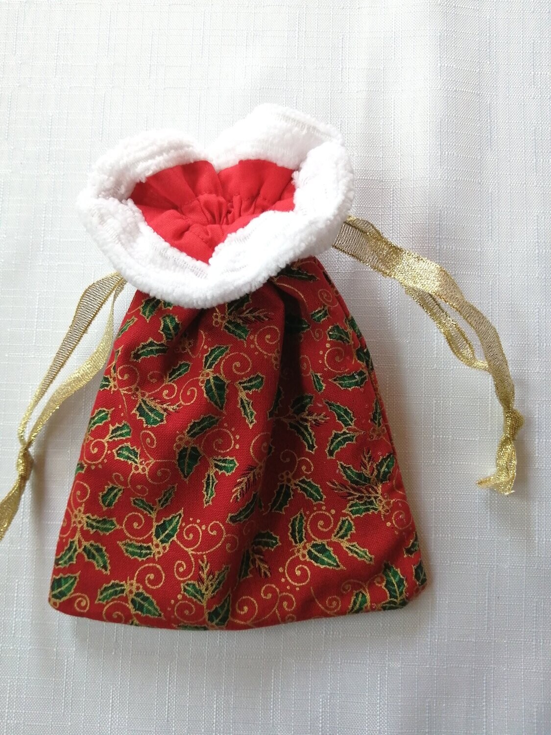 Christmas Gift Bag - Red Holly