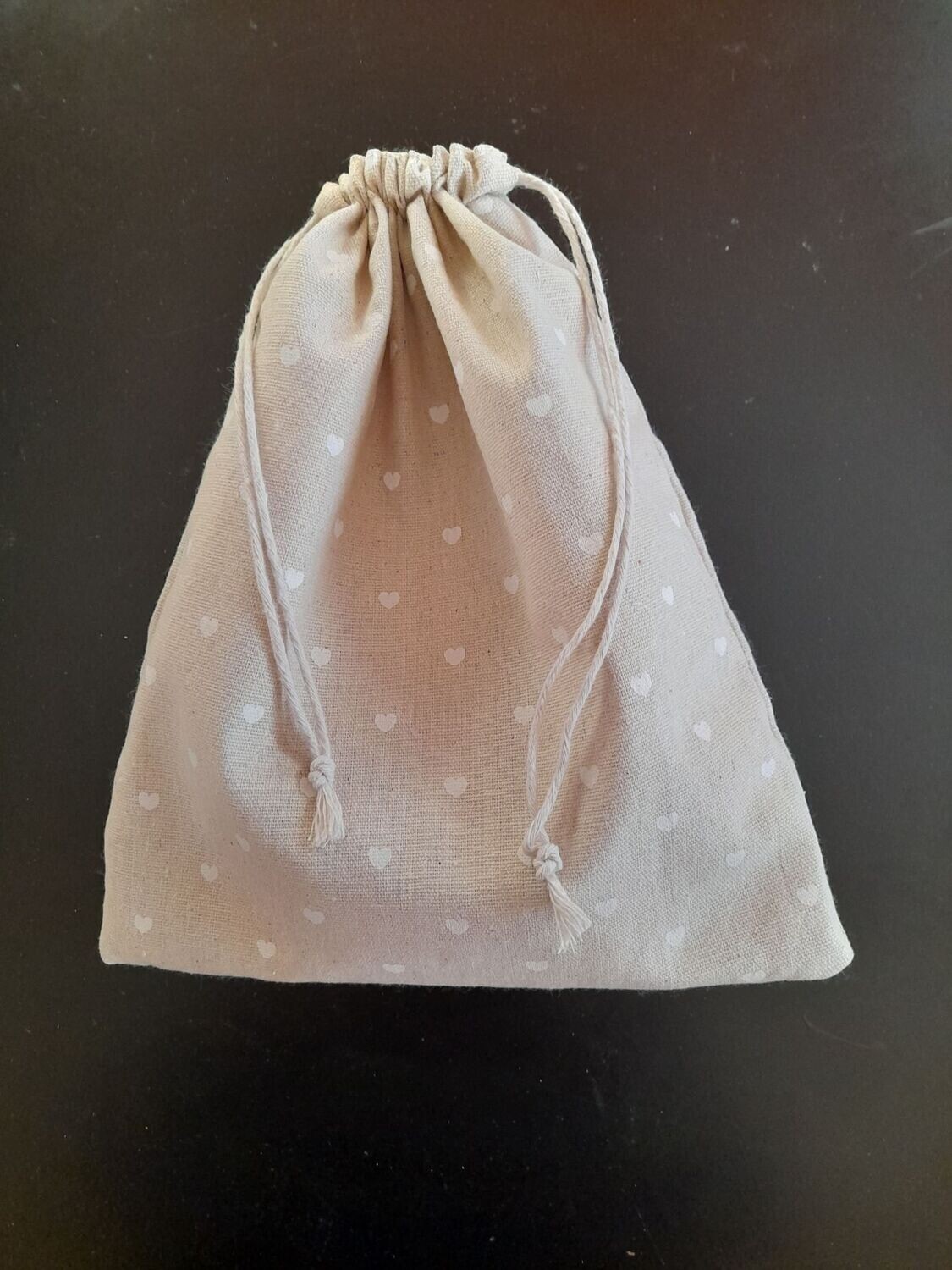 Wash bag - Delicate White Hearts