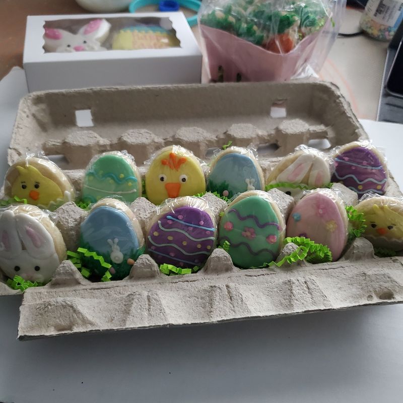 1 dozen Easter eggs in a carton