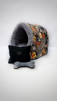 Egghouse 20&quot;x18&quot;x20 