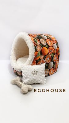 Egghouse 20"x18"x20 