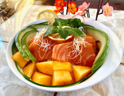 F7. Chirashi Saumon(8x saumon, 4x Avocat) 