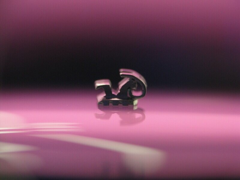 TRIAMOND™ SINGLE BRACKETS TRIAMOND™ SINGLE BRACKETS