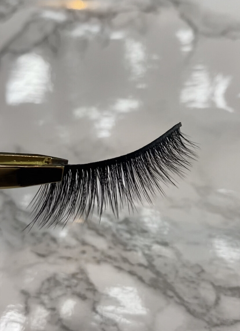 AM02 Lashes