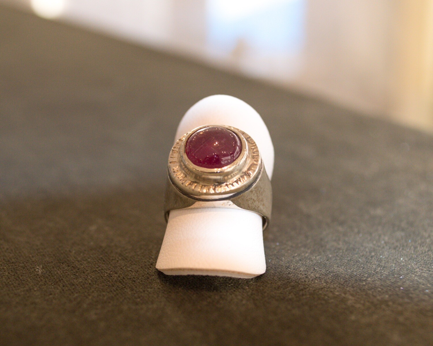 Anello Rubino