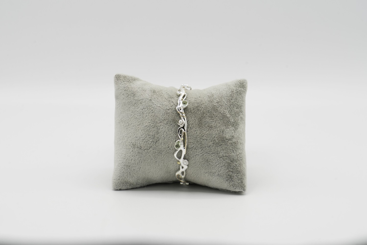Hinged Silver Bracelet - Amethyst & Pearl