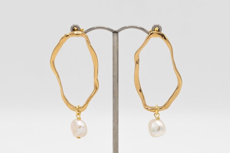 Ripple II with Pearl Earrings