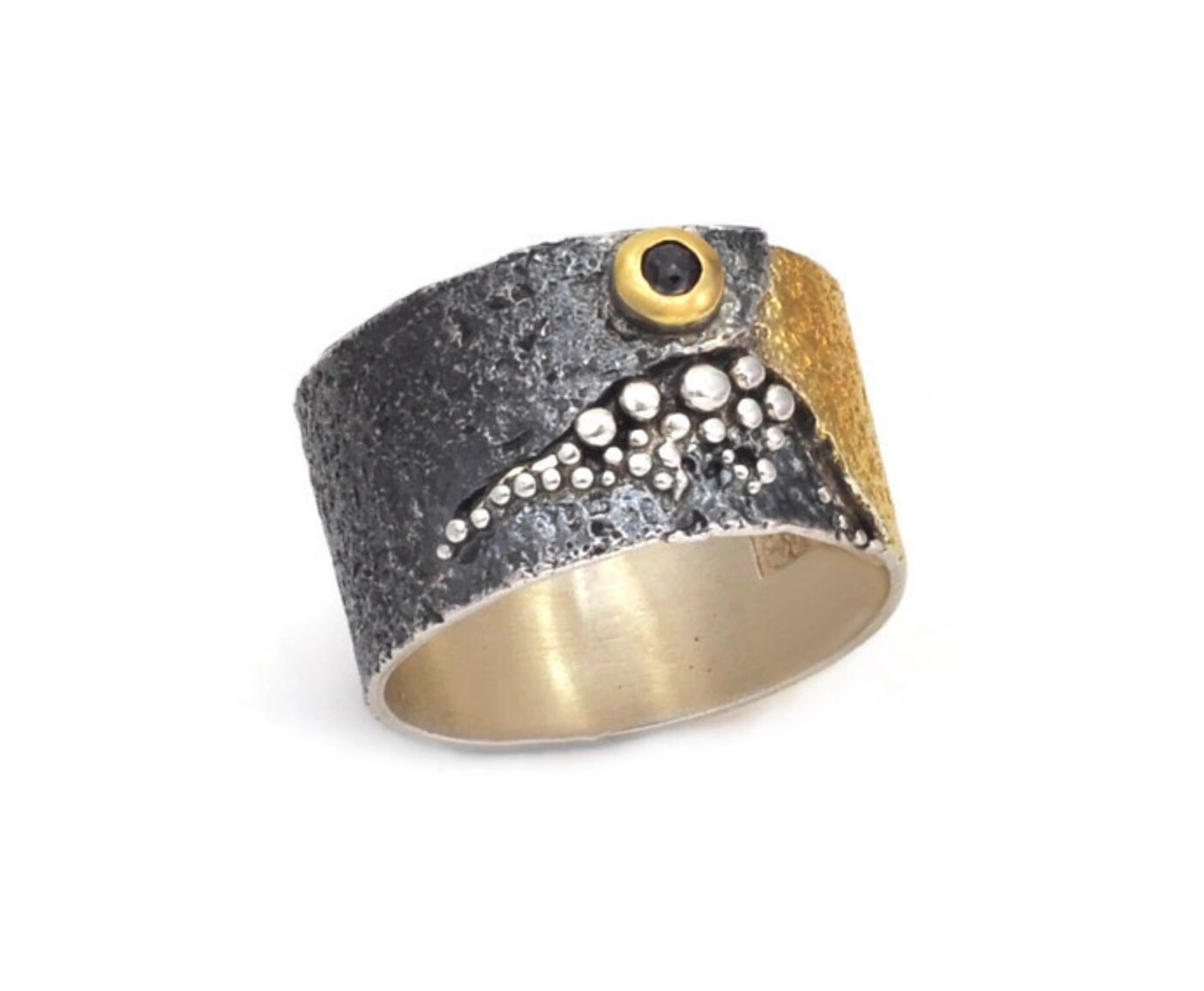 Black diamond textured ring