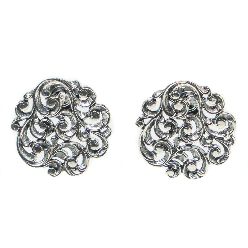 Rosette design earrings