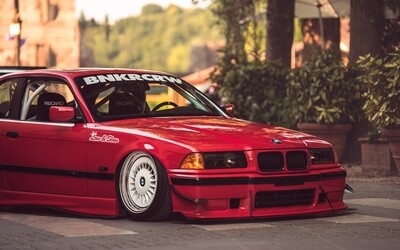 Low and Slow Aufkleber